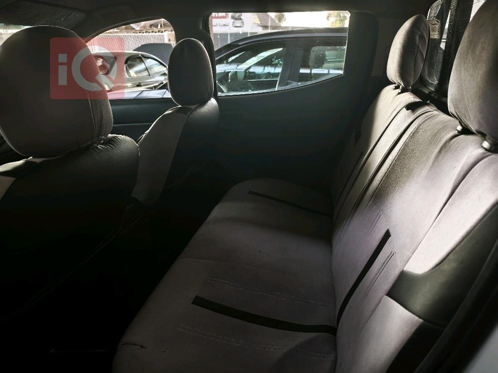 ميتسوبيشي L200
